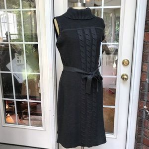 🦋 Gorgeous NWT Calvin Klein Sweater 🦋